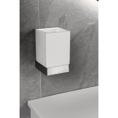 Стакан настенный Qubic Nickel Brush 10724-NB