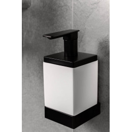 Диспенсер настенный Qubic Black 10727-B