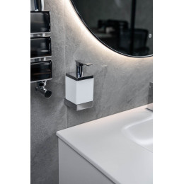 Диспенсер настенный Qubic Chrome 10727-CR