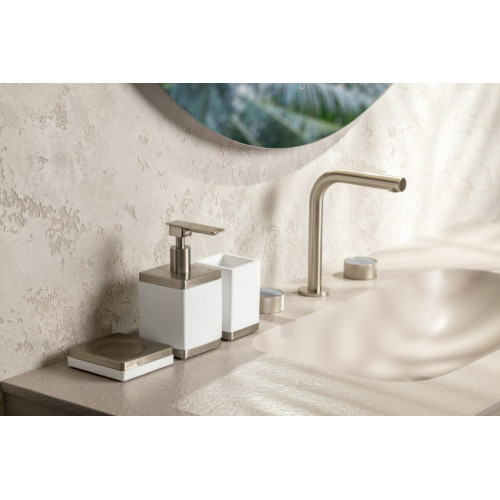Стакан настольный Qubic Nickel Brush 10961-NB