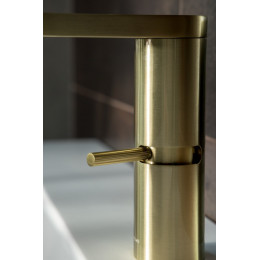 Смеситель для раковины прогрессивный Stella Matt Gold 155-MG