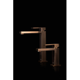Cмеситель для умывальника Qubic Copper Brushed 471-CB